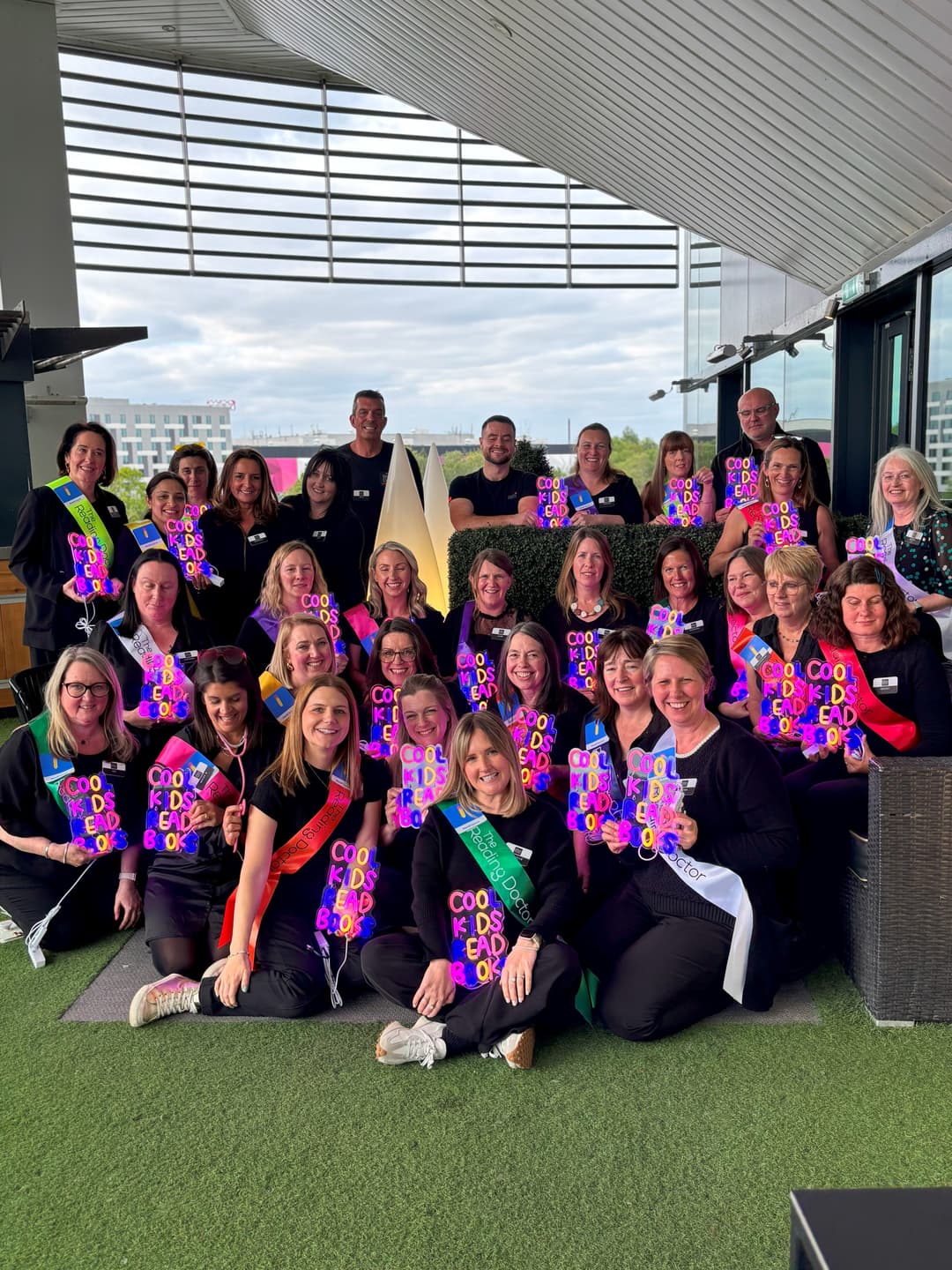 Large group photo of Reading Doctor franchisees and team members